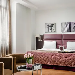4* Szálloda Eurostars Aeterna