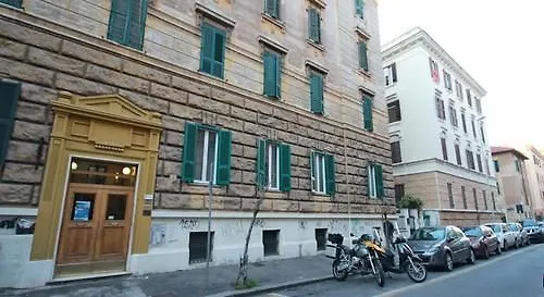 Rome Center Rooms 4*,